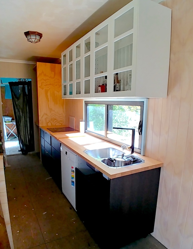 container house kitchen